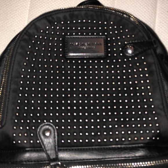 backpack - Picture 3 of 4